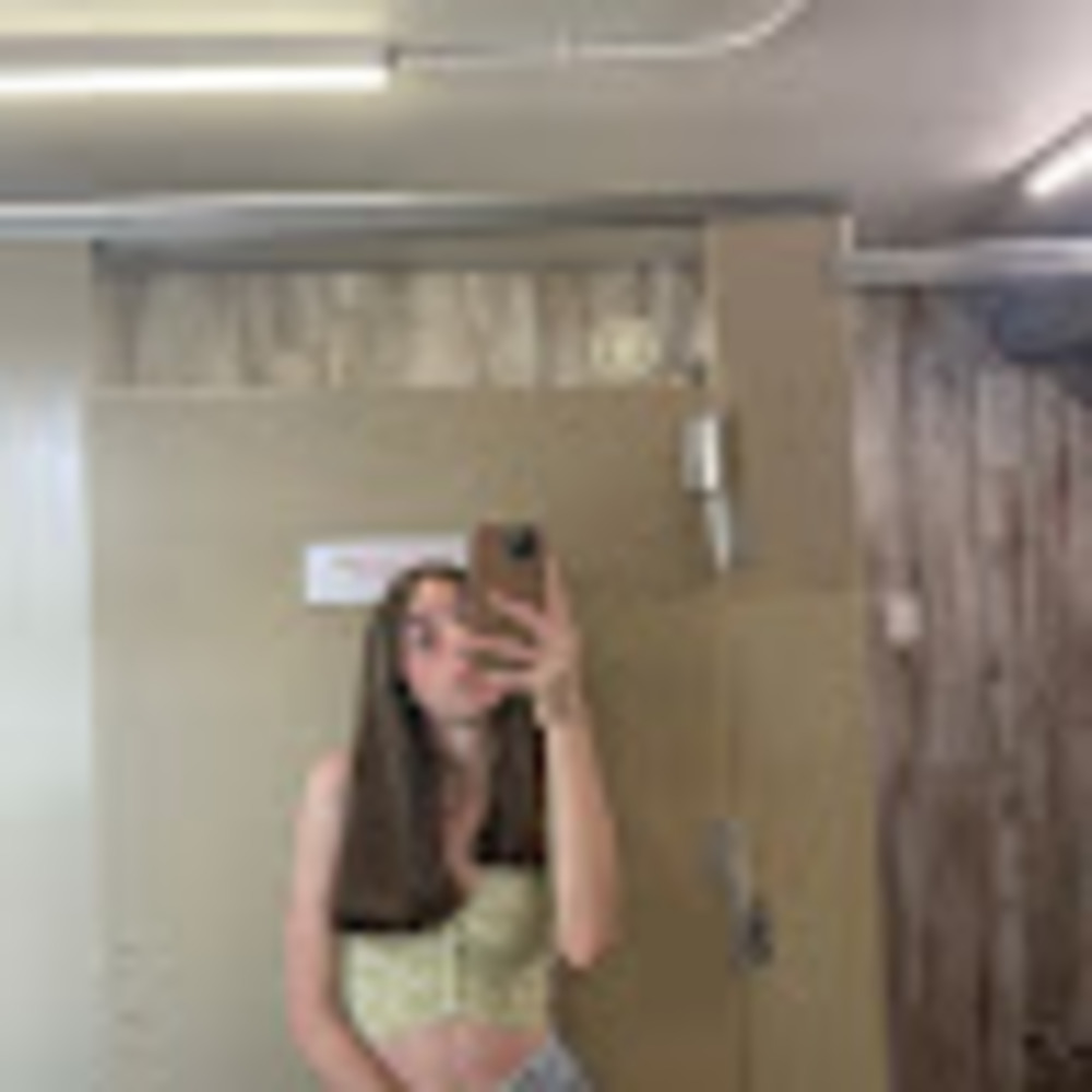 Meet your Posher, Ashlee